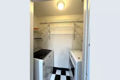 1074 Peachtree Walk NE #B220, Atlanta, GA 30309 - Photo 11
