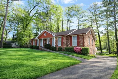 2760 The Fontainebleau SW, Atlanta, GA 30331 - Photo 3