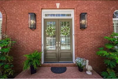 9510 Lisa Circle, Gainesville, GA 30506 - Photo 3