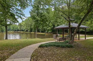 541 Lantern Wood Dr, Scottdale, GA 30079 - Photo 29