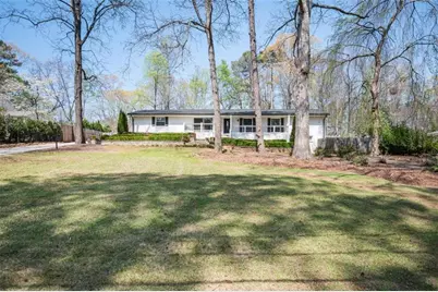 620 Spalding Drive, Sandy Springs, GA 30328 - Photo 7