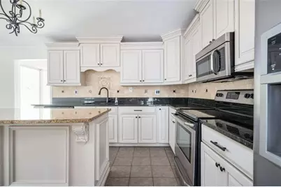 620 Spalding Drive, Sandy Springs, GA 30328 - Photo 17