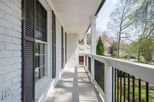 620 Spalding Dr, Sandy Springs, GA 30328 - Photo 5