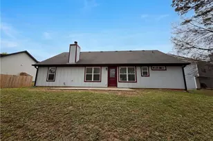 254 Shadetree Ln, Lawrenceville, GA 30044 - Photo 5