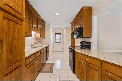 981 Clubland Way, Marietta, GA 30068 - Photo 17