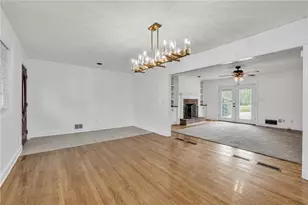 318 Tyrone Rd, Fayetteville, GA 30214 - Photo 5