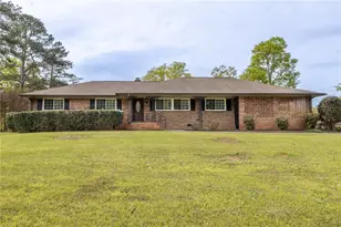 318 Tyrone Rd, Fayetteville, GA 30214 - Photo 1