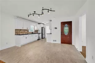 318 Tyrone Rd, Fayetteville, GA 30214 - Photo 9