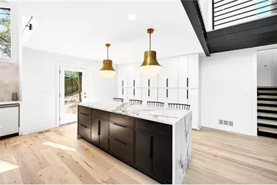 5020 Vallo Vista Court, Atlanta, GA 30342 - Photo 13