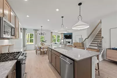 728 Mirror Lake Parkway Parkway, Villa Rica, GA 30180 - Photo 15