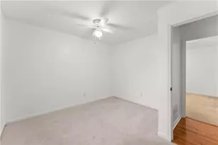 8615 Bayhill Dr, Gainesville, GA 30506 - Photo 13