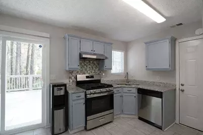 2284 Cypress Point Way, Lithonia, GA 30058 - Photo 13