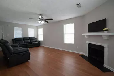 2284 Cypress Point Way, Lithonia, GA 30058 - Photo 15