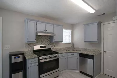 2284 Cypress Point Way, Lithonia, GA 30058 - Photo 11