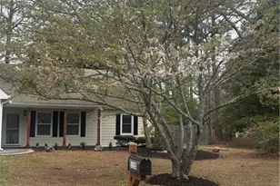 1135 Burning Bush, Loganville, GA 30052 - Photo 9