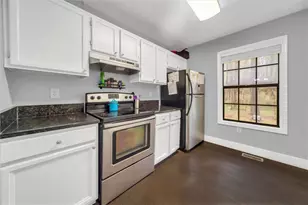 1850 Coachman Cove, Snellville, GA 30078 - Photo 5