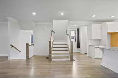 7950 Laurel Creek Drive, Suwanee, GA 30024 - Photo 11