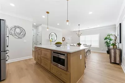 2990 Shallowford Road NE, Atlanta, GA 30341 - Photo 5