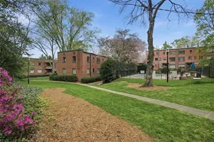 1381 Normandy Dr NE, Atlanta, GA 30306 - Photo 17