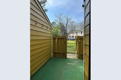 3876 Moran Way, Peachtree Corners, GA 30092 - Photo 9