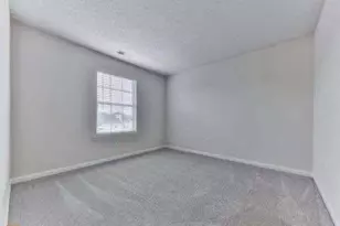 204 Fox Creek Blvd, Woodstock, GA 30188 - Photo 5