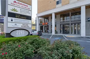 2285 Peachtree Rd NE, Atlanta, GA 30309 - Photo 3