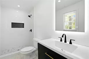 5542 Joeclay Dr, Stone Mountain, GA 30088 - Photo 17