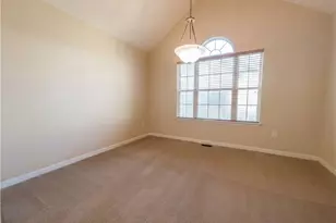 3062 Crest Ridge Cir SW, Marietta, GA 30060 - Photo 9