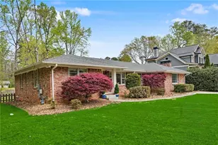 2081 S Akin Dr NE, Atlanta, GA 30345 - Photo 7