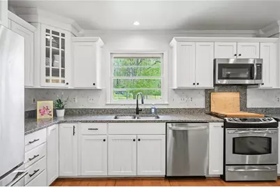 2081 S Akin Drive NE, Atlanta, GA 30345 - Photo 17