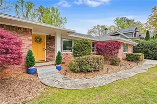 2081 S Akin Dr NE, Atlanta, GA 30345 - Photo 11