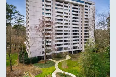 3530 Piedmont Rd NE #1M, Atlanta, GA 30305 - Photo 9