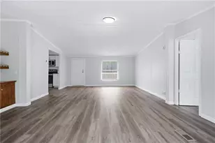 221 Friar Tuck Trail N, Murrayville, GA 30564 - Photo 7