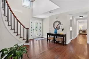 6955 Northgreen Dr, Sandy Springs, GA 30328 - Photo 3