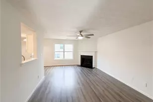 258 Alcovy Walk Dr, Lawrenceville, GA 30045 - Photo 3