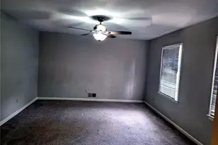 4722 Kenneth Dr SW, Lilburn, GA 30047 - Photo 9