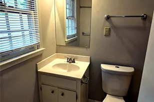 4722 Kenneth Dr SW, Lilburn, GA 30047 - Photo 13