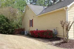 5294 Autumn Run Dr, Powder Springs, GA 30127 - Photo 5