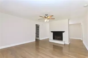 1561 Daniel Ln, Lawrenceville, GA 30046 - Photo 5