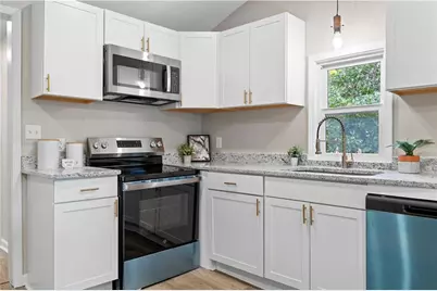 118 Perry Street, Monroe, GA 30655 - Photo 9