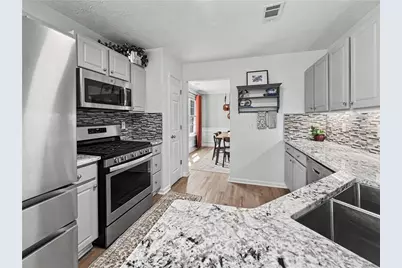 1906 Newpark Court NW, Acworth, GA 30101 - Photo 9