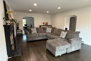 1140 Goodwin Pl NE, Atlanta, GA 30319 - Photo 3