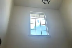 769 Roxholly Ln, Buford, GA 30518 - Photo 17