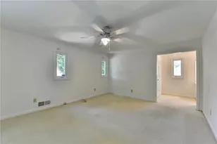 145 Kinross Ct, Roswell, GA 30076 - Photo 31