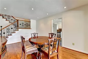 145 Kinross Ct, Roswell, GA 30076 - Photo 19