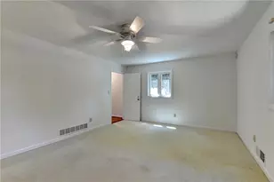 145 Kinross Ct, Roswell, GA 30076 - Photo 33