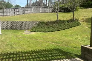 1147 Oakhurst Trail, Lawrenceville, GA 30043 - Photo 23