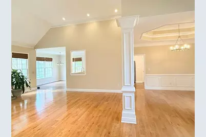 1147 Oakhurst Trail, Lawrenceville, GA 30043 - Photo 5