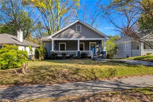 865 Rose Cir SW, Atlanta, GA 30310 - Photo 1