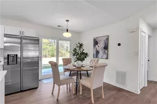 592 Linda Ln, Powder Springs, GA 30127 - Photo 9